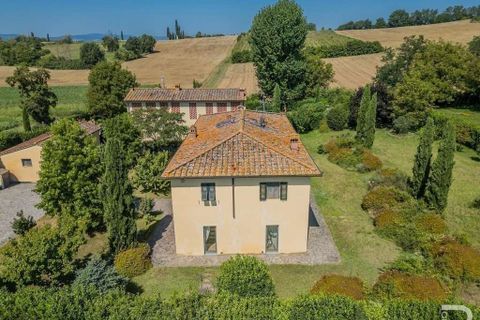Farm hus i Vicchio, Florence, Vicchio - € 850.000 | Ref: R054728VIRU-1336969 - foto 3