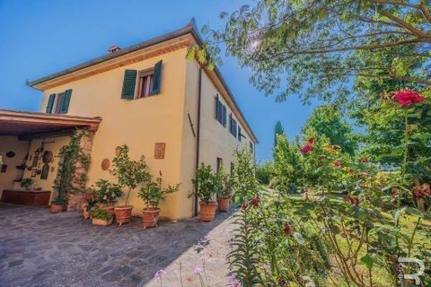 Farm hus i Vicchio, Florence, Vicchio - € 850.000 | Ref: R054728VIRU-1336969 - foto 6