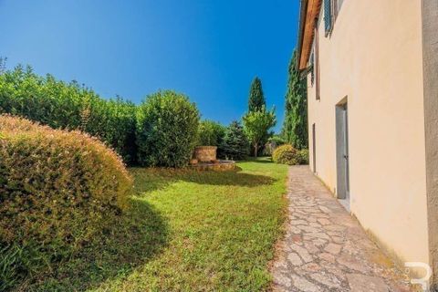 Farm hus i Vicchio, Florence, Vicchio - € 850.000 | Ref: R054728VIRU-1336969 - foto 14