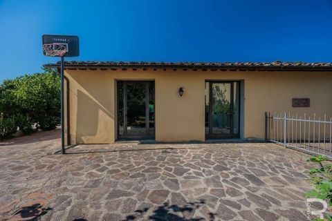 Farm hus i Vicchio, Florence, Vicchio - € 850.000 | Ref: R054728VIRU-1336969 - foto 18
