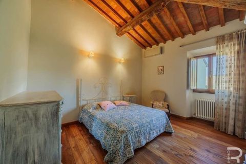 Farm hus i Vicchio, Florence, Vicchio - € 850.000 | Ref: R054728VIRU-1336969 - foto 30