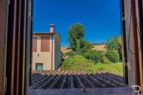 Farm hus i Vicchio, Florence, Vicchio - € 850.000 | Ref: R054728VIRU-1336969 - foto 32
