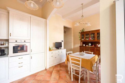 Villa a Viareggio, Lucca, Viareggio - € 750.000 | Ref: R05427VIEH-1337958 - foto 7