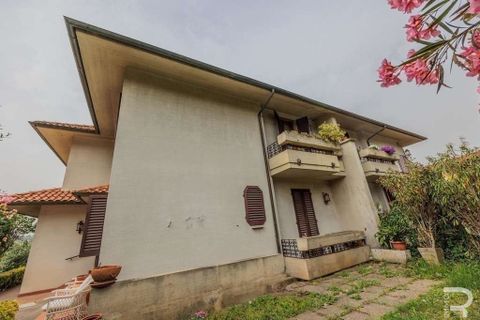 Villa a Poggibonsi, Siena, Poggibonsi - € 680.000 | Ref: R05424PODH-1337979 - foto 2