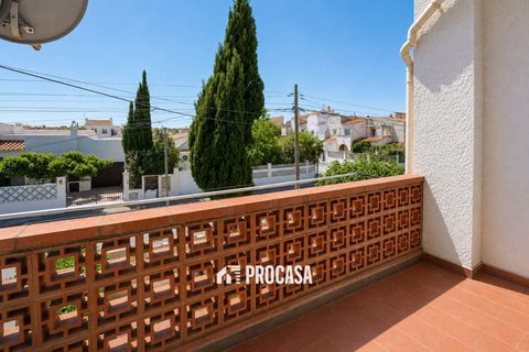 Villa a Empuriabrava, Gerona, Empuriabrava - € 130.000 | Ref: 4301 - foto 17