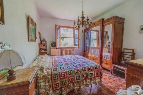 Farm hus i Dicomano, Florence, Dicomano - € 290.000 | Ref: R05244DIRU-1338930 - foto 24