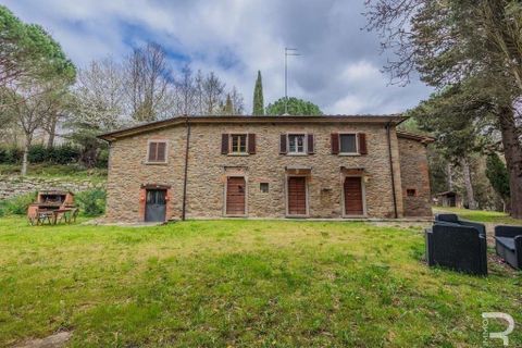 Farm hus i Arezzo, Arezzo, Arezzo - € 600.000 | Ref: R05228ARRU-1339050 - foto 1