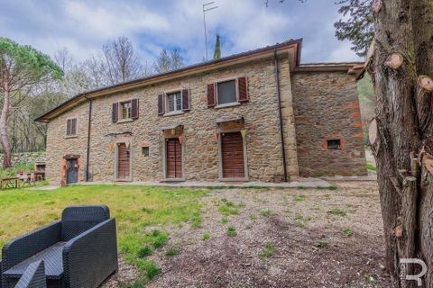 Farm hus i Arezzo, Arezzo, Arezzo - € 600.000 | Ref: R05228ARRU-1339050 - foto 4