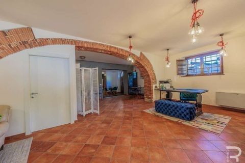 Farm hus i Camaiore, Lucca, Camaiore - € 1.200.000 | Ref: R05271RUCA-1339323 - foto 15