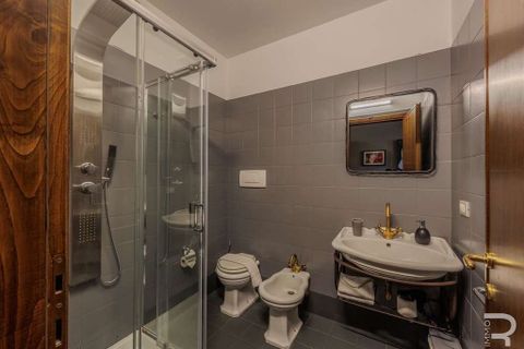 Farm hus i Camaiore, Lucca, Camaiore - € 1.200.000 | Ref: R05271RUCA-1339323 - foto 35