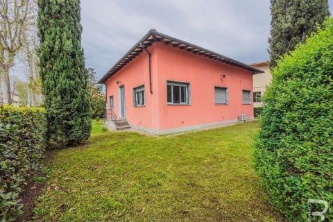 Villa i Florence, Florence, Florence - € 530.000 | Ref: R05222FIVI-1339874 - foto 1