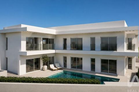 Helårsgrund i Albufeira, Faro, Albufeira - € 450.000 | Ref: 880622 - foto 1