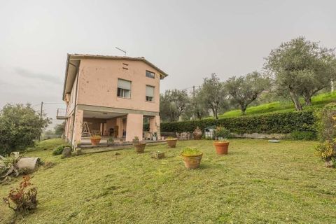 Farm hus i Capannori, Lucca, Capannori - € 390.000 | Ref: R05209CARU-1340018 - foto 2