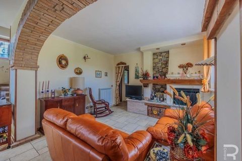 Villa a Pitigliano, Grosseto, Pitigliano - € 320.000 | Ref: R05178PIRU-1340388 - foto 25