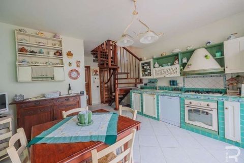 Villa a Piombino, Livorno, Piombino - € 370.000 | Ref: R05139PICI-1340587 - foto 15