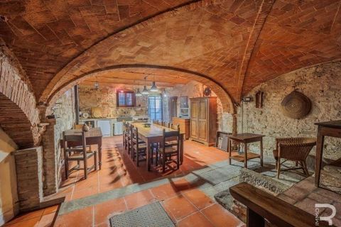 Herregård i Terranuova Bracciolini, Arezzo, Terranuova Bracciolini - € 1 190 000 | Ref: R05133TEAG-1340760 - foto 25
