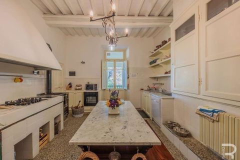 Villa a Arezzo, Arezzo, Arezzo - € 720.000 | Ref: R05128FOVI-1340831 - foto 12