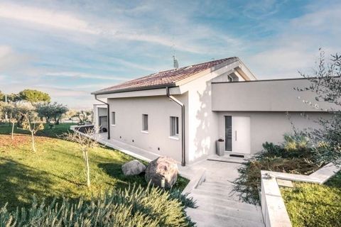 Villa i Sommacampagna, Verona, Sommacampagna - € 1.250.000 | Ref: R05124VISO-1340941 - foto 2