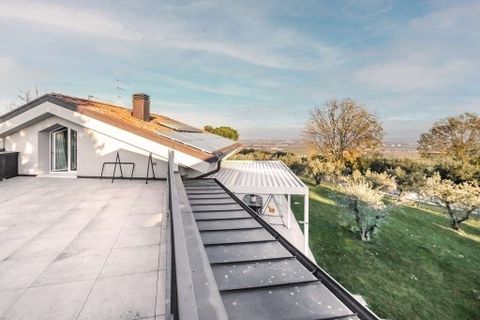 Villa i Sommacampagna, Verona, Sommacampagna - € 1.250.000 | Ref: R05124VISO-1340941 - foto 4