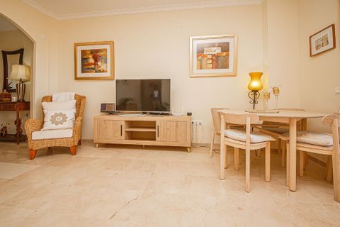 Wohnung in La Duquesa, Malaga, La Duquesa - € 279.000 | Ref: R5400025 - Foto 13