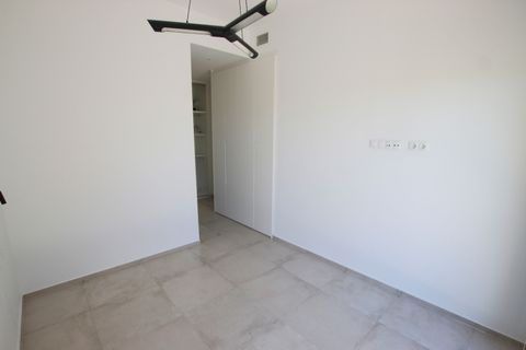 Villa a Finestrat, Alicante, Finestrat - € 749.000 | Ref: A000586 - foto 17