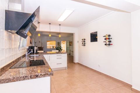 Villa a Denia, Alicante, Denia - € 450.000 | Ref: X-467 - foto 9