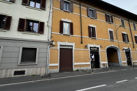 L'establiment comercial a Vimercate, Monza and Brianza, Vimercate - € 750/mes | Ref: 2497 - foto 6