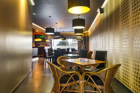 Erhvervsejendom i Odivelas, Lisbon, Odivelas - € 120.000 | Ref: C0362-00843 - foto 1