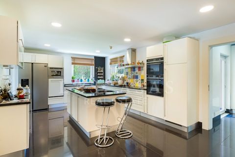 Villa a Belas, Lisbon, Belas - € 2.090.000 | Ref: 49-2026 - foto 5