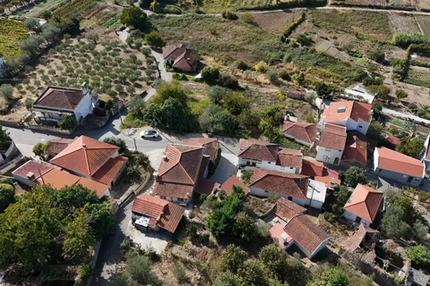 Villa i Lamego, Viseu, Lamego - € 95.000 | Ref: C0203-02505 - foto 14