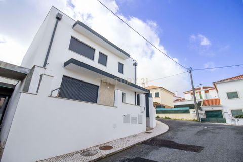 Villa i Camarate, Lisbon, Camarate - € 735.000 | Ref: C0246-03543 - foto 2