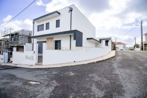 Villa i Camarate, Lisbon, Camarate - € 735.000 | Ref: C0246-03543 - foto 3
