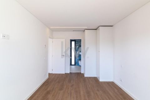 Villa i Alcabideche, Lisbon, Alcabideche - € 960.000 | Ref: KWPT-008914 - foto 33
