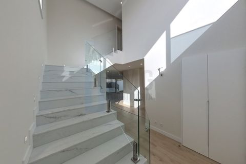 Villa i Odivelas, Lisbon, Odivelas - € 945.000 | Ref: CAS 1441 - foto 23