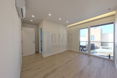 Villa i Odivelas, Lisbon, Odivelas - € 945.000 | Ref: CAS 1441 - foto 33