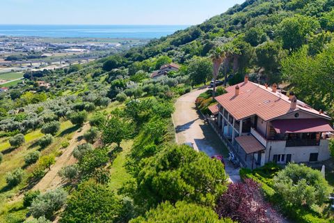 Rækkehus i Colonnella, Teramo, Colonnella - € 320.000 | Ref: 34197 - foto 6