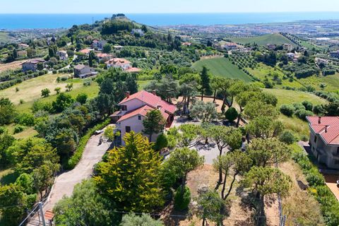 Villa i Monteprandone, Ascoli Piceno, Monteprandone - € 480.000 | Ref: 34199 - foto 2