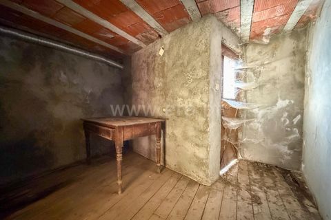 Landsbyhus i Celorico da Beira, Guarda, Celorico da Beira - € 18.000 | Ref: 046260157 - foto 4