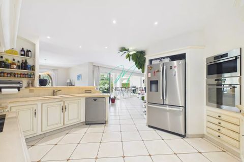 Villa i Le Rouret, Alpes-Maritimes, Le Rouret - € 2.250.000 | Ref: 87006307 - foto 10
