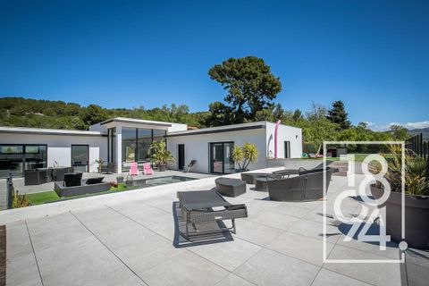 Villa i Marseille, Bouches-du-Rhone, Marseille - € 1 400 000 | Ref: 3358-O91-VVM - foto 2