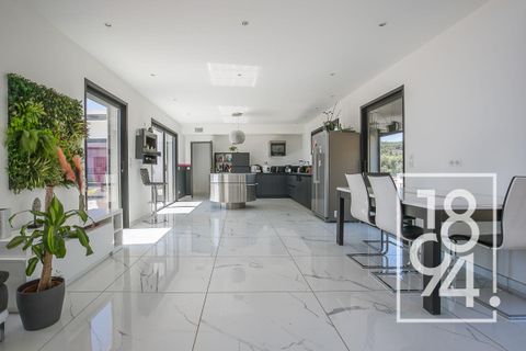 Villa i Marseille, Bouches-du-Rhone, Marseille - € 1 400 000 | Ref: 3358-O91-VVM - foto 9