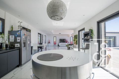 Villa i Marseille, Bouches-du-Rhone, Marseille - € 1 400 000 | Ref: 3358-O91-VVM - foto 12
