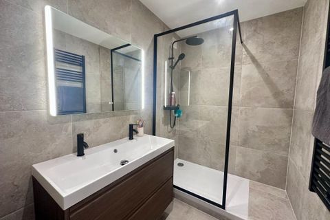 Lejlighed i Marseille, Bouches-du-Rhone, Marseille - € 230.000 | Ref: JPM8-LVN-YVP - foto 11