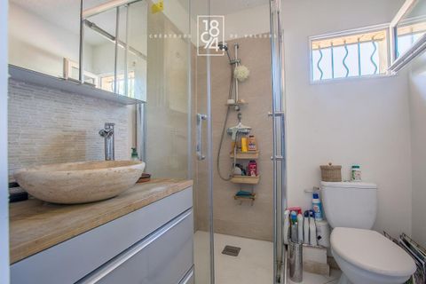 Villa i Marseille, Bouches-du-Rhone, Marseille - € 695.000 | Ref: 5V78-E06-D1Z - foto 14