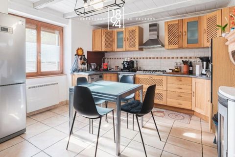 Villa a Colomieu, Ain, Colomieu - € 225.000 | Ref: 7SIV-DHU-DLB - foto 2