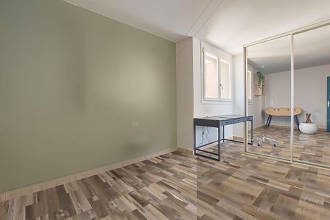 Leilighet i Marseille, Bouches-du-Rhone, Marseille - € 258 000 | Ref: Y31S-0LA-5AG - foto 5