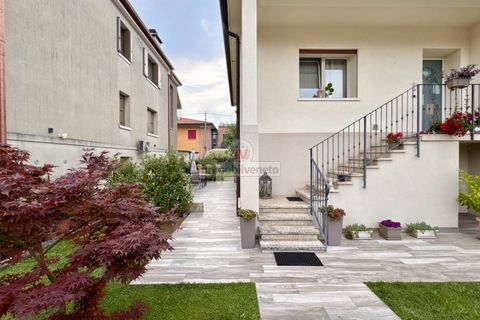 Villa i Lonigo, Vicenza, Lonigo - € 330.000 | Ref: 871 - foto 2