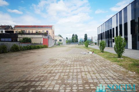 L'establiment comercial a Pero, Milan, Pero - € 42.000/mes | Ref: 33922 - foto 17