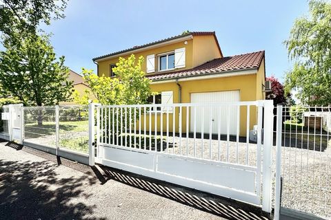 Villa i Clermont-Ferrand, Puy-de-Dome, Clermont-Ferrand - € 320.000 | Ref: 340933808134 - foto 2