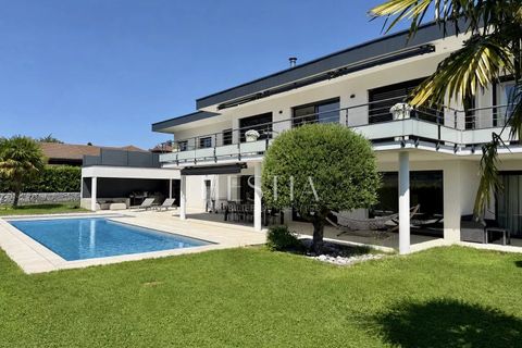 Villa i Aix-les-Bains, Savoie, Aix-les-Bains - € 1.980.000 | Ref: 87060788 - foto 9